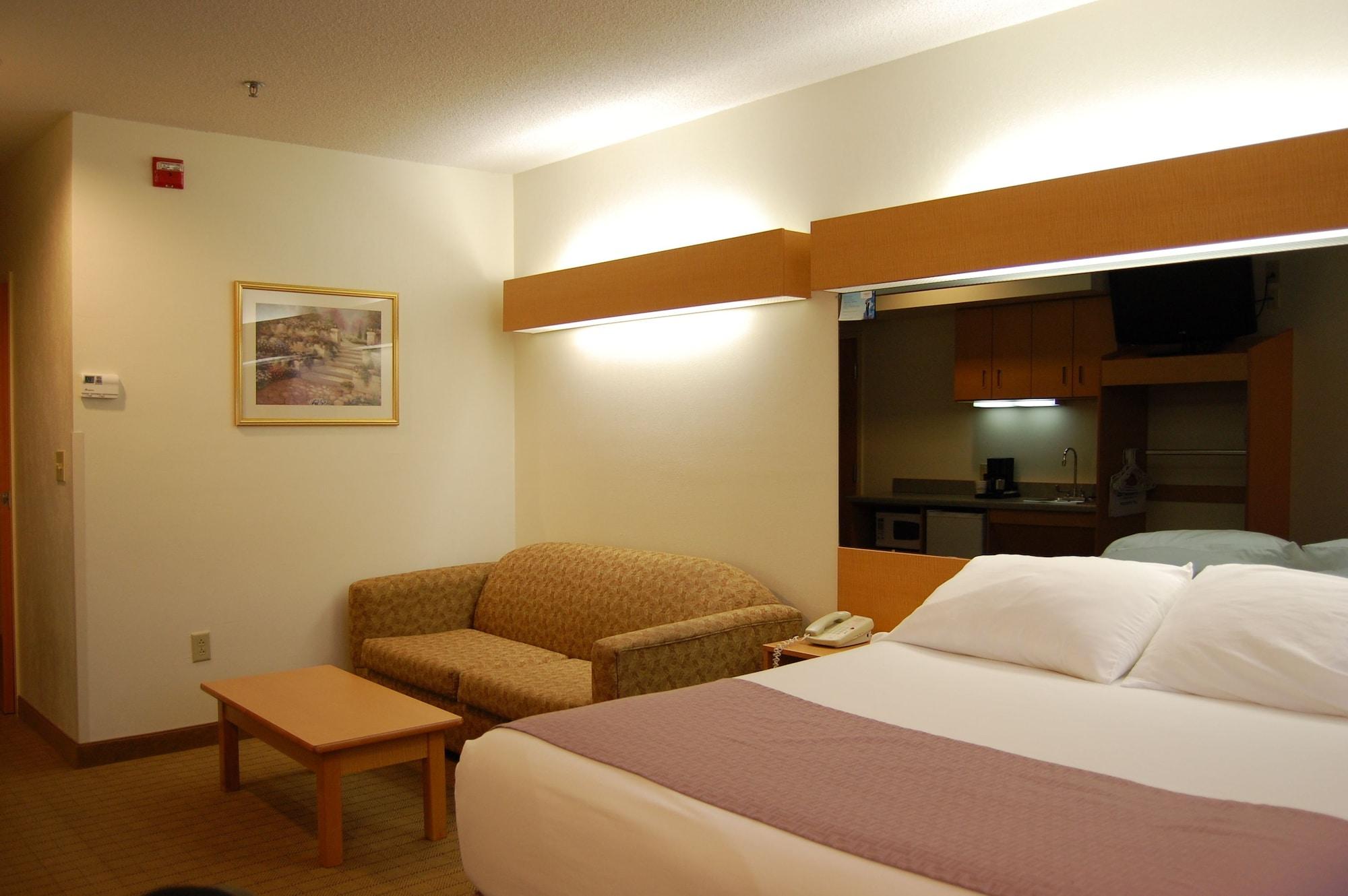 Microtel Inn & Suites By Wyndham Plattsburgh  Kültér fotó