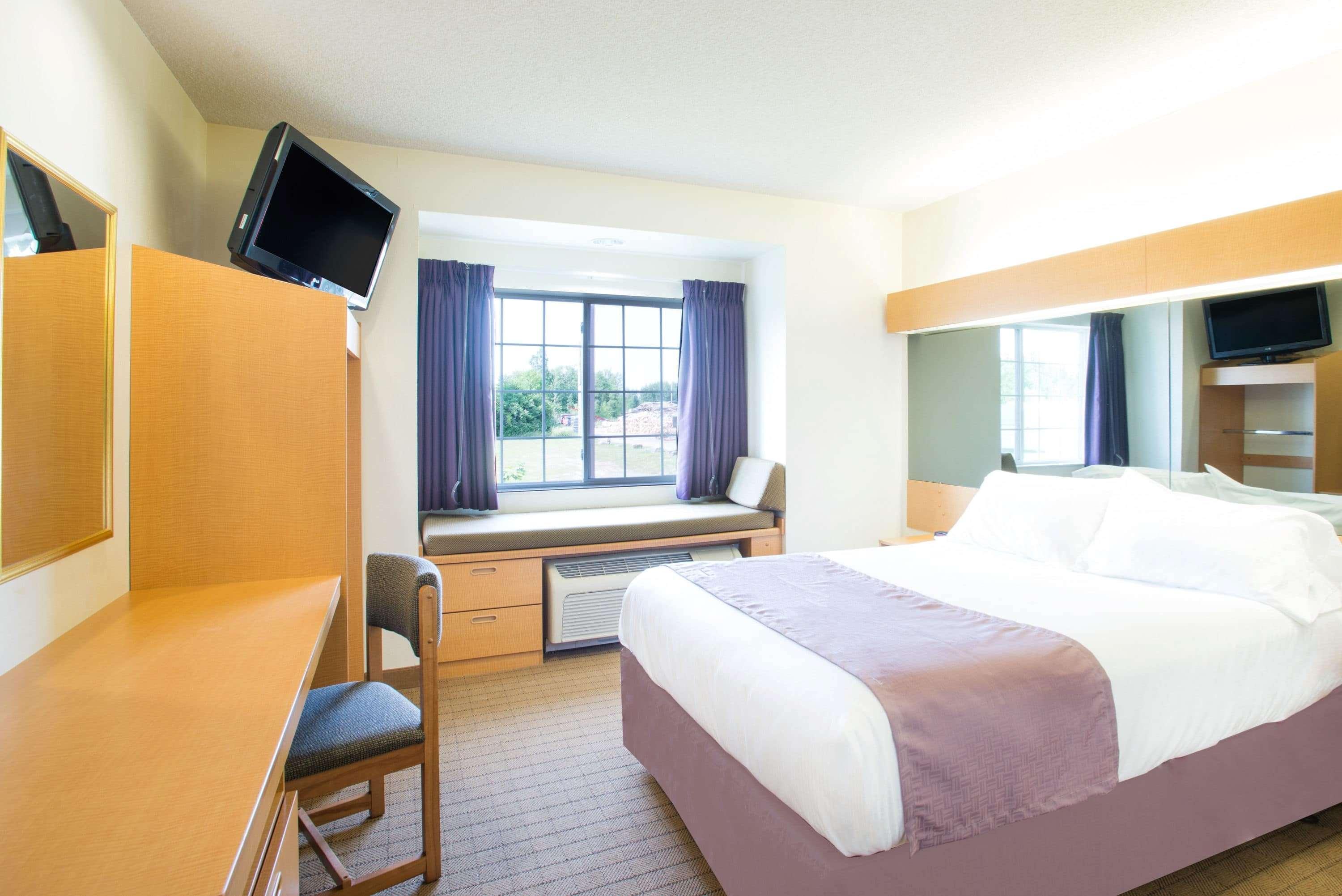 Microtel Inn & Suites By Wyndham Plattsburgh  Kültér fotó